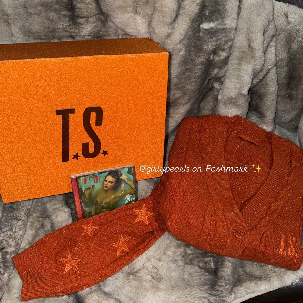 THE LIFE OF A SHOWGIRL Taylor Swift CARDIGAN BOX SET NEW